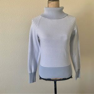 Mossimo Turtleneck sweater medium stretch